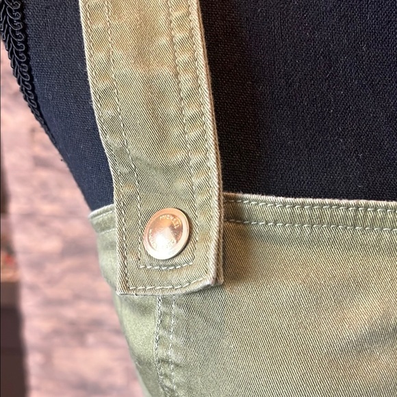 Michael Michael Kors Military Green Skirt and Top set size Medium - Picture 4 of 13